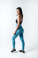 Load image into Gallery viewer, Blue Seamless Leggings 💙