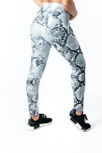 Snakeskin Leggings 🐍